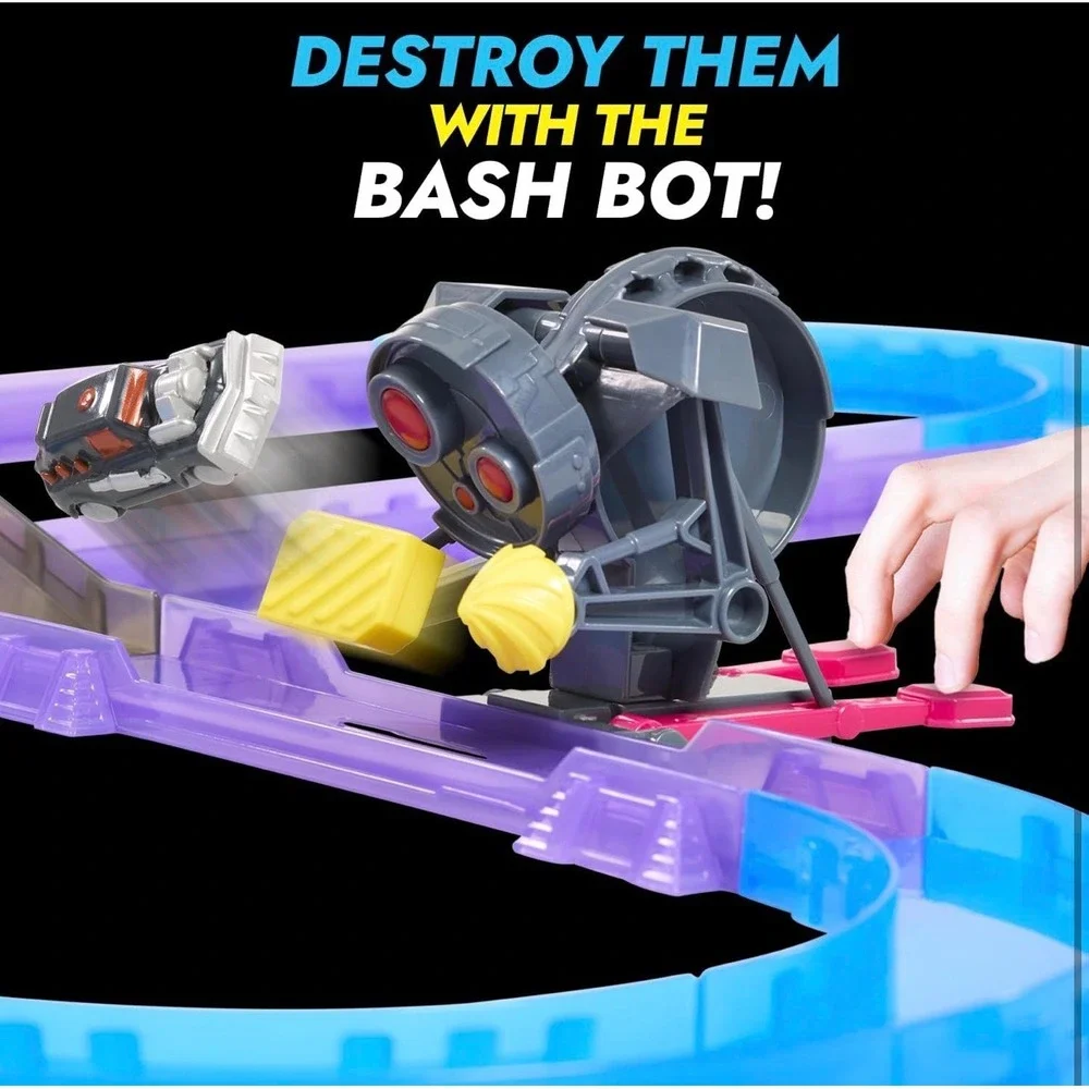 Hyper Burst Shockout Circuit Battle Race Track Set 600 MPH Scale Speed 2 Cars